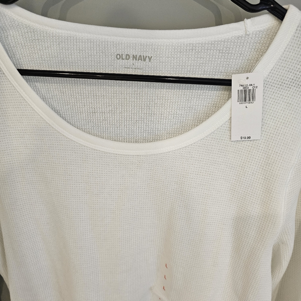 Women's large white old navy long sleeve shirt brand new with tags